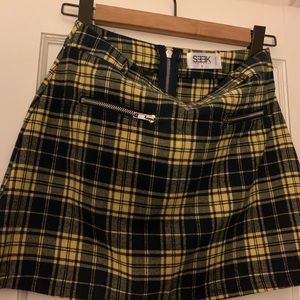 Plaid yellow mini skirt from LF